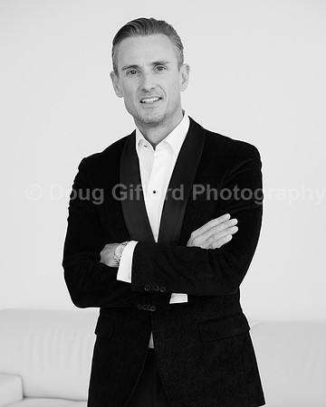 Portraits of the Pacific Symphony Artistic & Music Director Designate, Alexander Shelley and Pacific Symphony Principal Pops Conductor, Enrico Lopez-Yañez