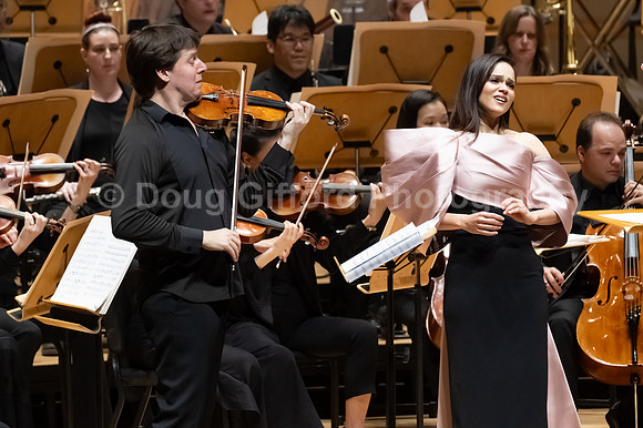 Pacific Symphony - Joshua Bell & Larisa Martínez: Voice & the Violin
