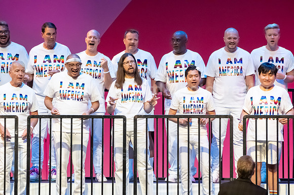 MenAlive - OC Gay Men's Chorus / "I am America"