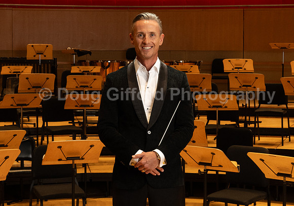 Portraits of the Pacific Symphony Artistic & Music Director Designate, Alexander Shelley and Pacific Symphony Principal Pops Conductor, Enrico Lopez-Yañez