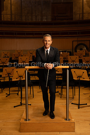 Media Portraits of Alexander Shelley, the Pacific Symphony's new Artistic and Music Director