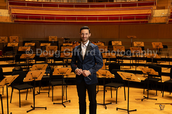 Portraits of the Pacific Symphony Artistic & Music Director Designate, Alexander Shelley and Pacific Symphony Principal Pops Conductor, Enrico Lopez-Yañez