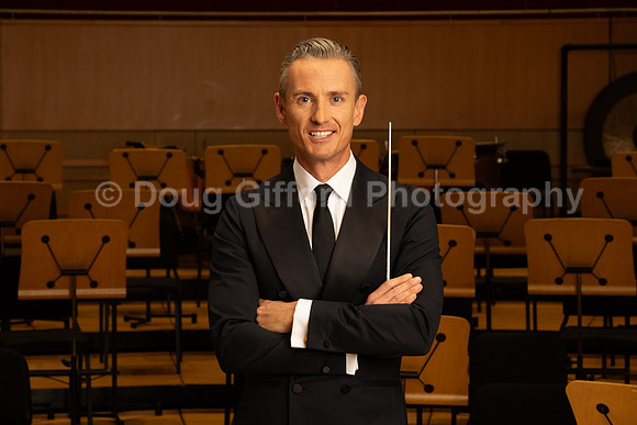 Media Portraits of Alexander Shelley, the Pacific Symphony's new Artistic and Music Director