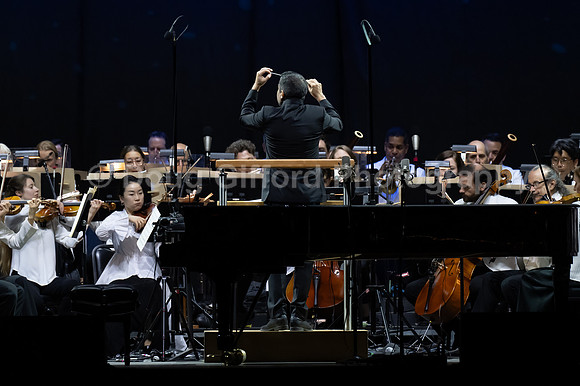 Pacific Symphony - Tchaikovsky Spectacular – Concert of Hope