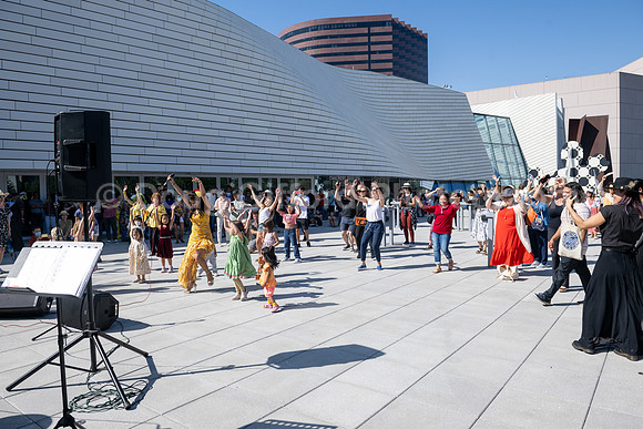 Orange County Museum of Art Grand Opening, Day 2