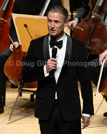 Pacific Symphony - Shelly Conducts Beethoven's Fifth & The Emperor Concerto