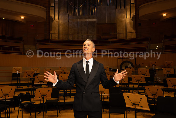 Media Portraits of Alexander Shelley, the Pacific Symphony's new Artistic and Music Director