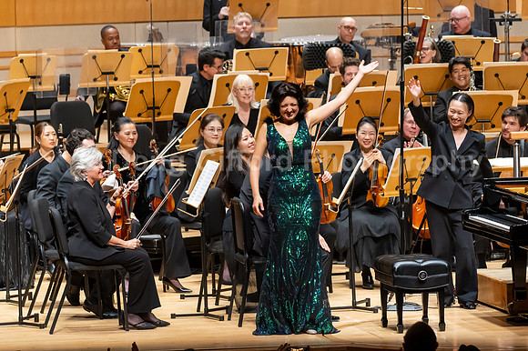 Pacific Symphony - Tchaikovsky’s Swan Lake 120425