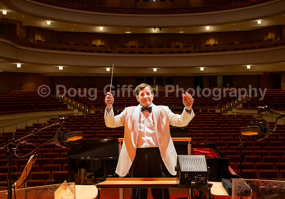 Pacific Symphony - A Rat Pack Christmas with Tony DeSare