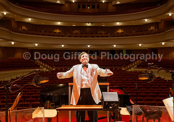 Pacific Symphony - A Rat Pack Christmas with Tony DeSare