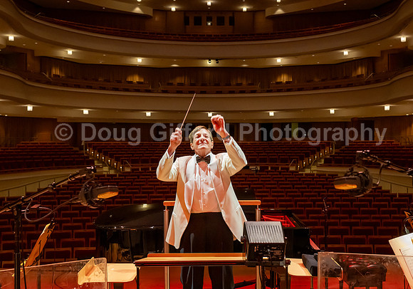 Pacific Symphony - A Rat Pack Christmas with Tony DeSare