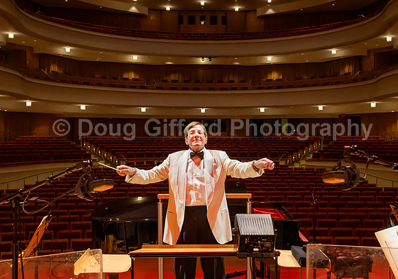 Pacific Symphony - A Rat Pack Christmas with Tony DeSare