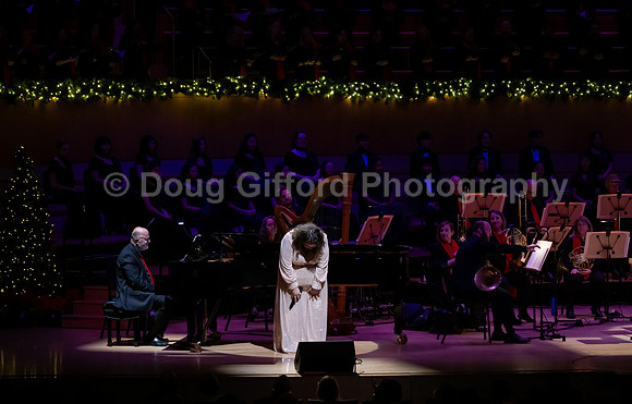 Pacific Chorale – “Tis the Season”
