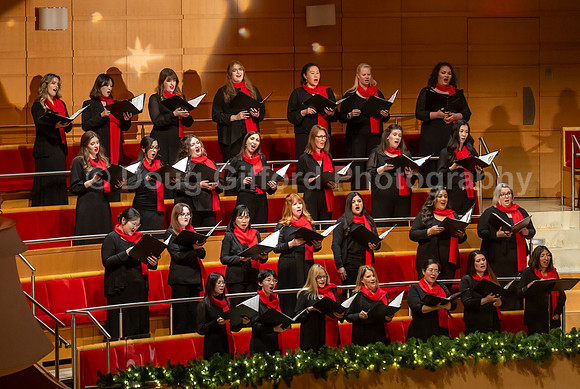Pacific Chorale – “Tis the Season”