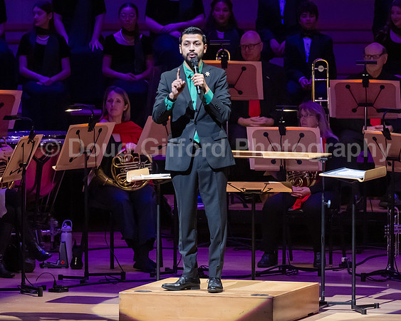Pacific Chorale – “Tis the Season”