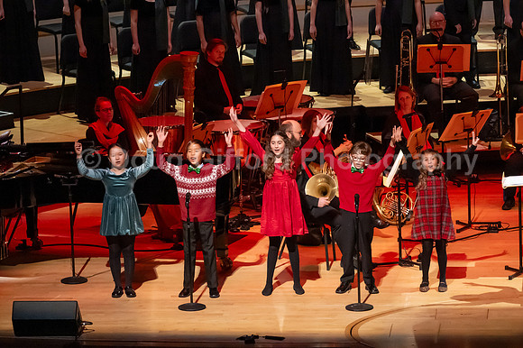 Pacific Chorale – “Tis the Season”