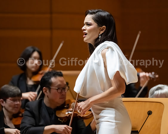 Pacific Symphony - Joshua Bell & Larisa Martínez: Voice & the Violin