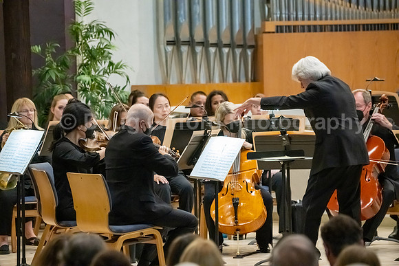 Pacific Symphony and the Pacific Chorale will present a “Concert for Healing”
