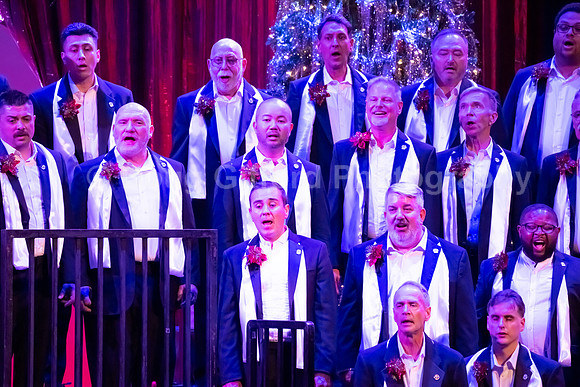 MenAlive - "Merry & Bright, Tinseltown"