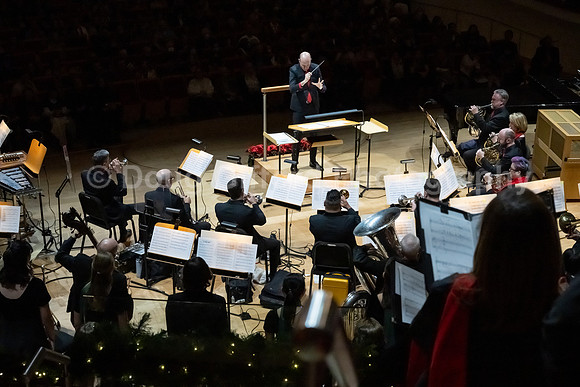 Pacific Chorale  "Tis The Season!"