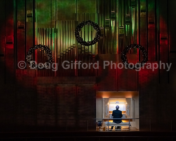 Pacific Symphony "Holiday Organ Spectacular"