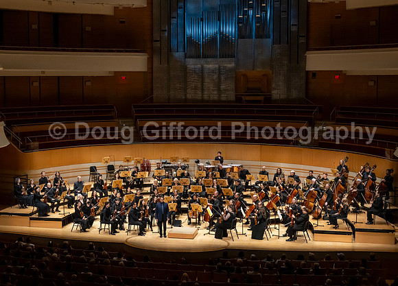 Pacific Symphony / Tchaikovsky’s Fifth & Avi Avital