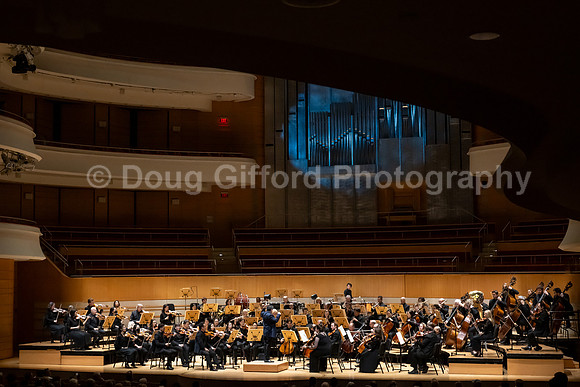 Pacific Symphony / Tchaikovsky’s Fifth & Avi Avital