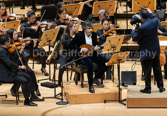Pacific Symphony / Tchaikovsky’s Fifth & Avi Avital