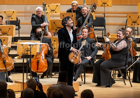 Pacific Symphony / Tchaikovsky’s Fifth & Avi Avital