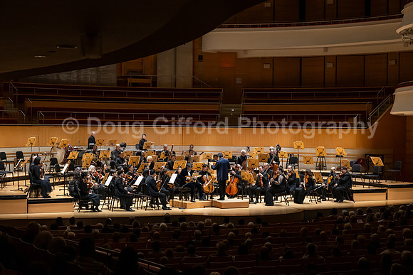 Pacific Symphony / Tchaikovsky’s Fifth & Avi Avital
