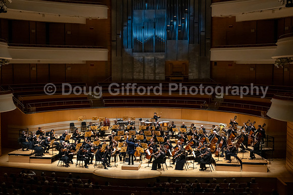 Pacific Symphony / Tchaikovsky’s Fifth & Avi Avital