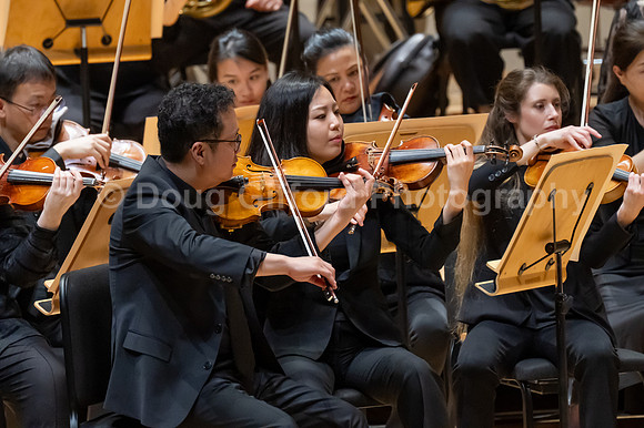 Pacific Symphony / Tchaikovsky’s Fifth & Avi Avital