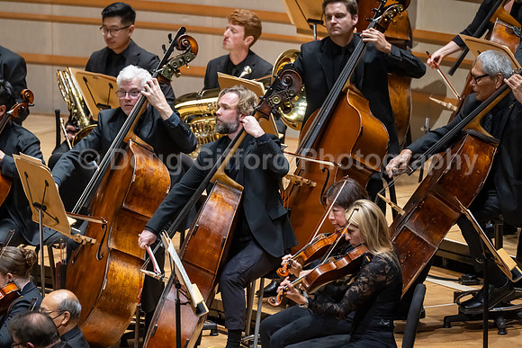 Pacific Symphony / Tchaikovsky’s Fifth & Avi Avital