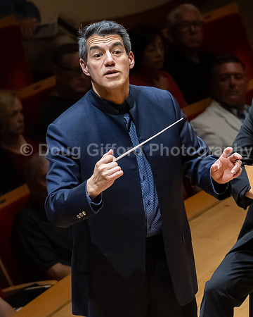Pacific Symphony / Tchaikovsky’s Fifth & Avi Avital