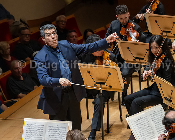 Pacific Symphony / Tchaikovsky’s Fifth & Avi Avital