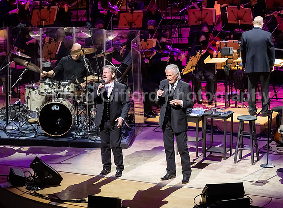 Pacific Symphony - Valentine's Day with the Righteous Brothers