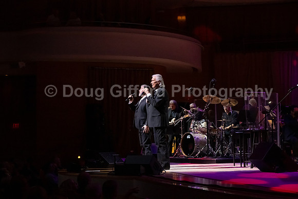 Pacific Symphony - Valentine's Day with the Righteous Brothers