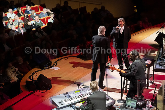 Pacific Symphony - Valentine's Day with the Righteous Brothers