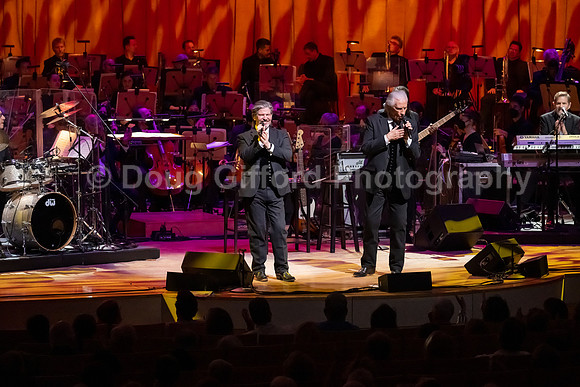 Pacific Symphony - Valentine's Day with the Righteous Brothers