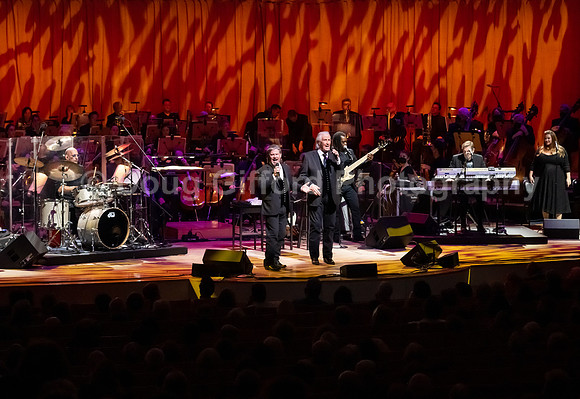 Pacific Symphony - Valentine's Day with the Righteous Brothers