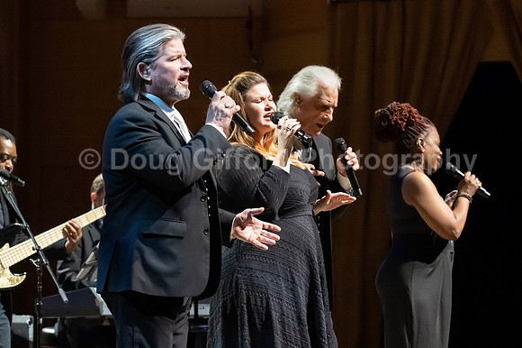 Pacific Symphony - Valentine's Day with the Righteous Brothers