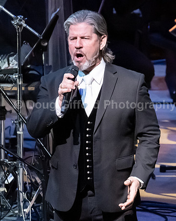 Pacific Symphony - Valentine's Day with the Righteous Brothers
