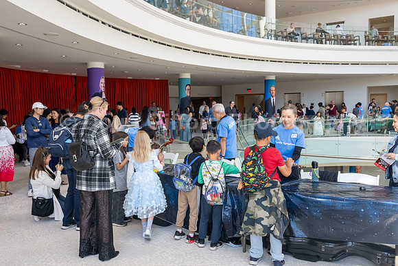 Pacific Symphony / Leopold & The Magic Flute: Opera For Kids!