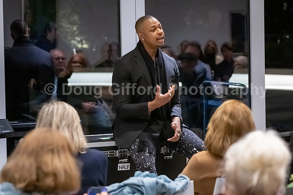 Philharmonic Society of Orange County and Orange County Museum of Art Present, Triumph Over Adversity Festival, Recital No. 1: Mass