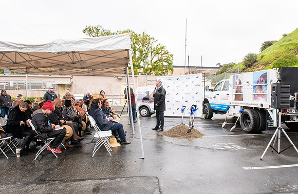 Pacific Marine Mammal Center / Groundbreaking Ceremony