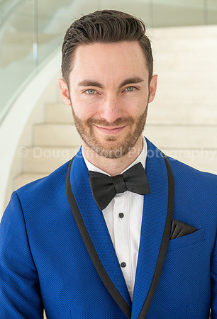 Pacific Symphony 2023-24 Pops Conductor, Enrico Lopez-Yañez