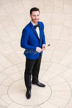 Pacific Symphony 2023-24 Pops Conductor, Enrico Lopez-Yañez