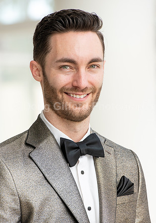 Pacific Symphony 2023-24 Pops Conductor, Enrico Lopez-Yañez