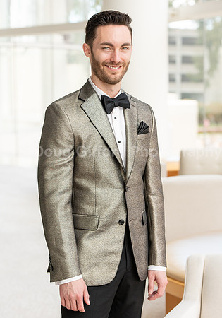 Pacific Symphony 2023-24 Pops Conductor, Enrico Lopez-Yañez