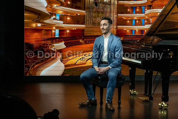 Pacific Symphony 2023-24 Pops Conductor, Enrico Lopez-Yañez